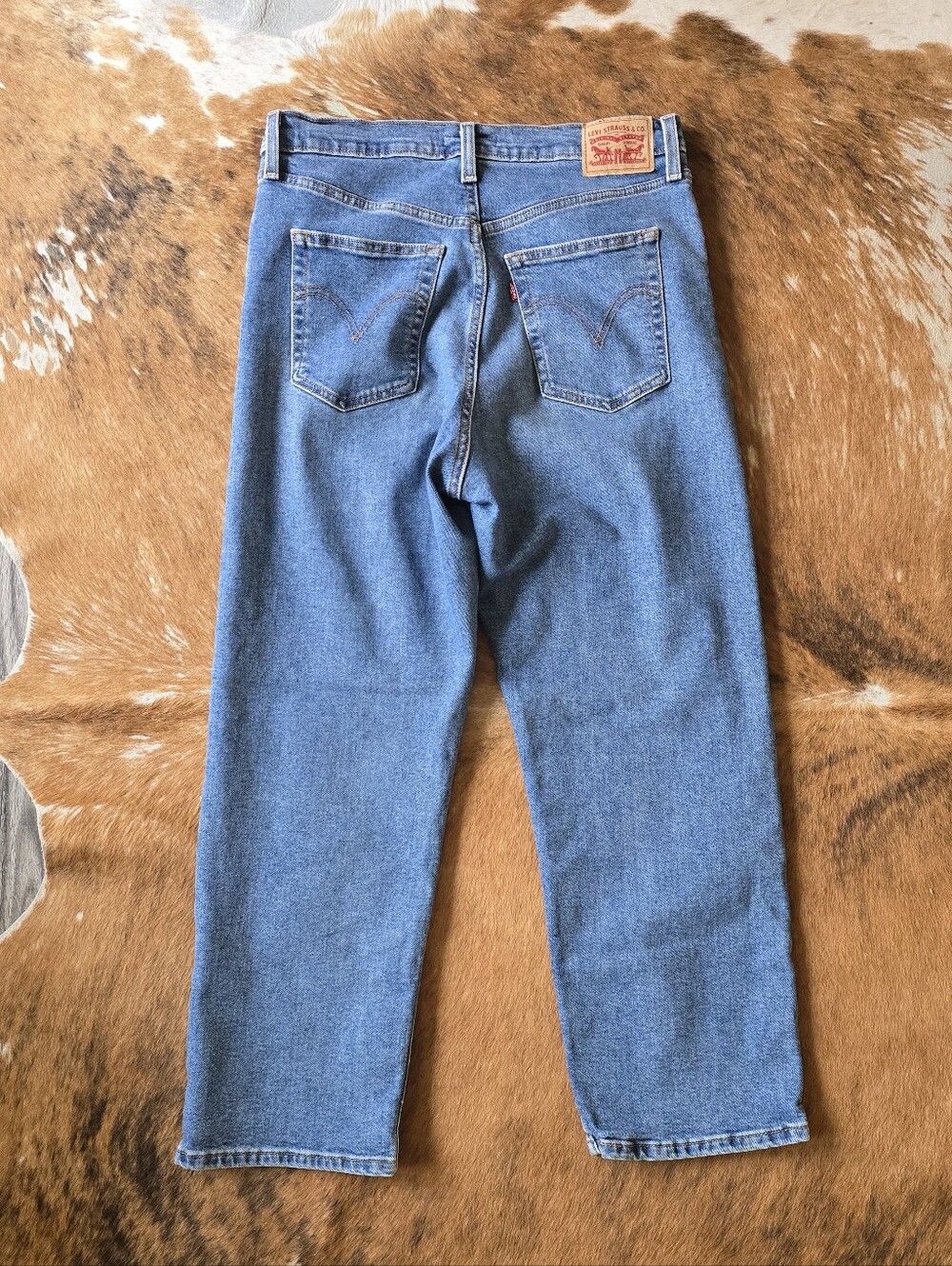 Levi's Ribcage Straight Jeans - Picture 7 of 8